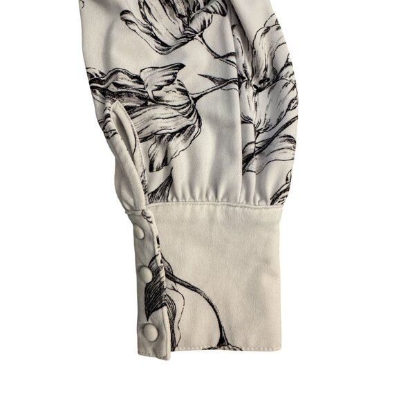 White House Black Market Floral Print V-Neck Top Size S Long Sleeve Shirt Blouse - Picture 3 of 5